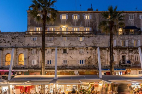 Split finest suite 2, Split